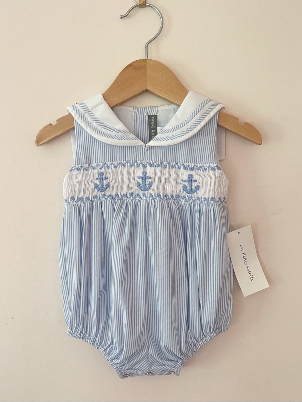 LES PETITS SOLEILS NWT Hand Smocked Seersucker Nautical Sailor Style Bubble